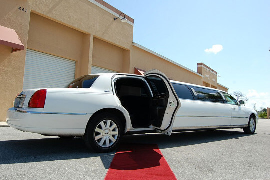 Infiniti Limo Rental